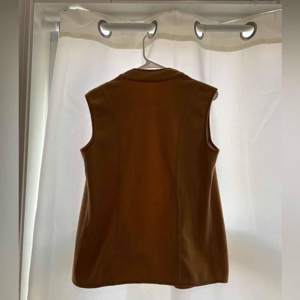 Tan Vest - Picture 2 of 2